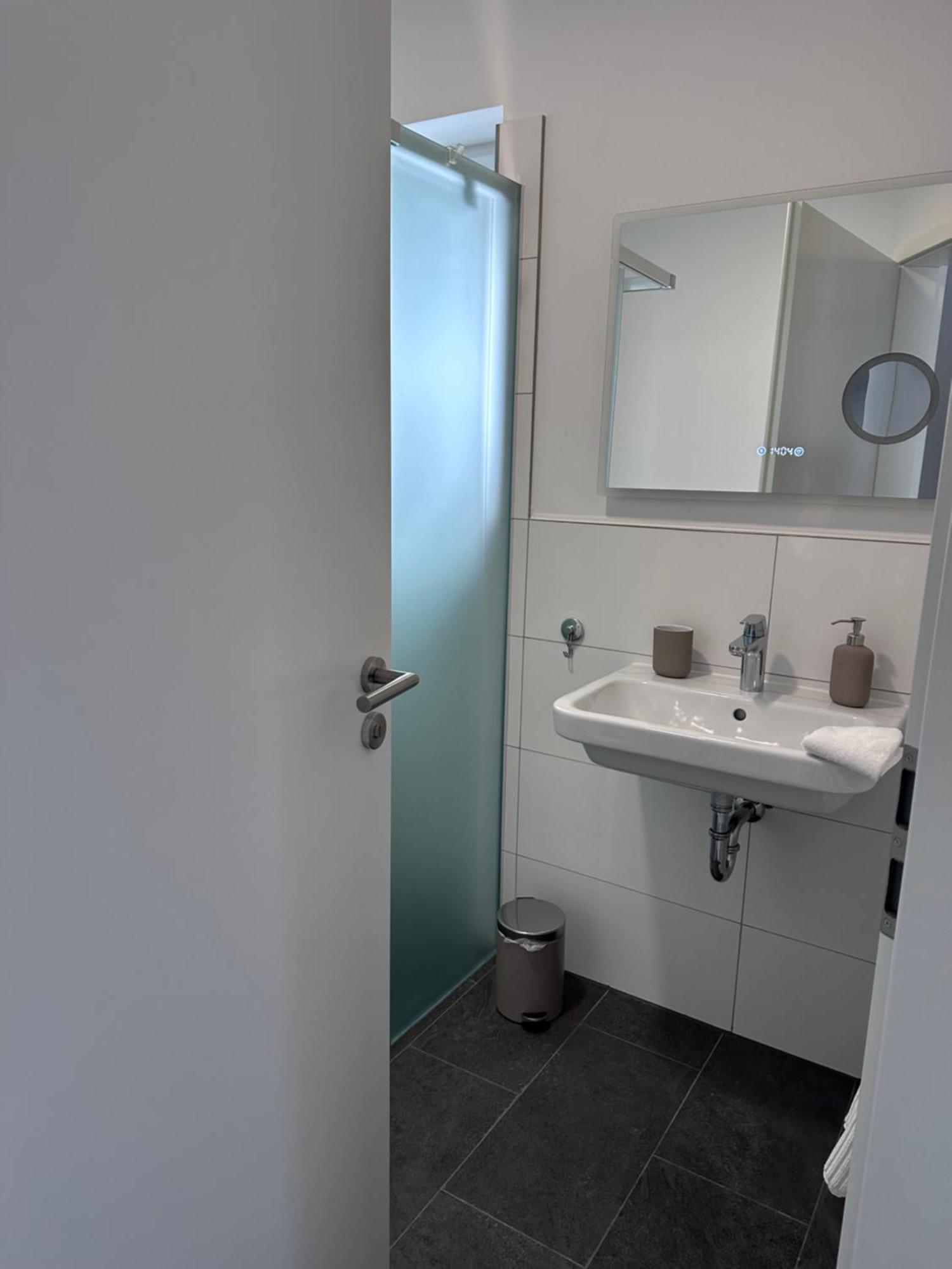 Lagom - Apartments An Der Barclays Arena ฮัมบูร์ก ภายนอก รูปภาพ